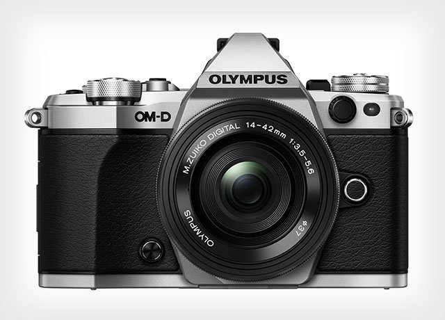 Olympus OM-D E-M5 II